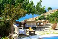 7 bedroom villa 450 m² Dramia, Greece