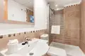 2 bedroom apartment 93 m² Manilva, Spain