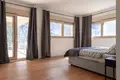 2 bedroom condo 136 m² Skaljari, Montenegro
