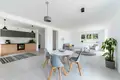House 7 500 m² in Dabrowa, Poland