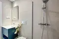 Mieszkanie 2 pokoi 98 m² Torrevieja, Hiszpania