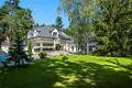 6 room house 1 077 m² Warsaw, Poland