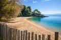 Land 10 192 m² Neos Marmaras, Greece