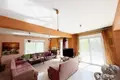 5 bedroom house 285 m² Agia Triada, Greece