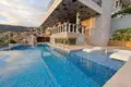Villa de 4 dormitorios 300 m² Alanya, Turquía