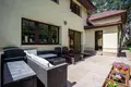 House 10 rooms 968 m² Jozefow, Poland