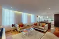 2 bedroom apartment 93 m² in London, United Kingdom