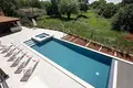 Maison 7 chambres 450 m² Grad Novigrad, Croatie