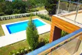 Вилла 4 спальни 240 м² Добра Вода, Черногория