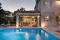 Haus 4 zimmer 359 m² Mrgani, Kroatien