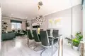 3 bedroom house 150 m² Dos Hermanas, Spain