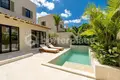Villa mit 2 Schlafzimmern  Tibubeneng, Indonesien