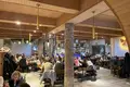 Hôtel 8 893 m² à Wysokie, Pologne