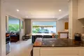 Villa 10 Schlafzimmer 1 637 m² Nyambu, Indonesien