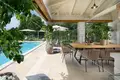 Haus 4 zimmer 359 m² Mrgani, Kroatien