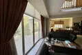 Villa de 4 dormitorios 220 m² Agios Tychonas, Chipre