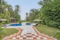 Haus 4 Schlafzimmer 640 m² Marbella, Spanien