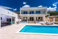 Maison 4 chambres 180 m² Grad Omis, Croatie