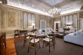 Квартира 2 спальни 210 м² Флоренция, Италия