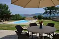 Propiedad comercial 982 m² en Poppi, Italia