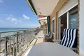 Mieszkanie 3 pokoi 133 m² Torrevieja, Hiszpania