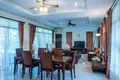 Villa 4 chambres 440 m² Rawai, Thaïlande