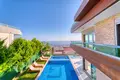 5 bedroom apartment 300 m² Alanya, Turkey