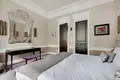 2 bedroom apartment 175 m² Paris, France