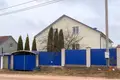 Casa 444 m² Anopal, Belarús