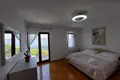 Casa 8 habitaciones 550 m² Grad Split, Croacia