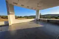 Bungalow de 3 dormitorios 150 m² en Pyrgos Lemesou, Chipre