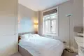 2 bedroom apartment 9 m² London, United Kingdom