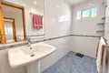 3 bedroom house 160 m² Dos Hermanas, Spain