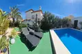 Villa de tres dormitorios 125 m² San Miguel de Salinas, Španjolska