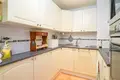 1 bedroom apartment 57 m² Estepona, Spain