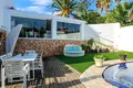 4-Schlafzimmer-Villa 400 m² Teulada, Spanien