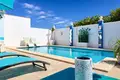 Haus 4 Schlafzimmer 232 m² Dos Hermanas, Spanien