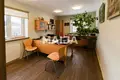 Oficina 3 882 m² en Pinki, Letonia