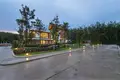 Wohnung 3 Schlafzimmer 341 m² Si Sunthon, Thailand