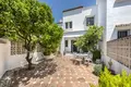 Haus 4 Schlafzimmer 221 m² Dos Hermanas, Spanien