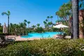 Mieszkanie 2 pokoi 157 m² Marbella, Hiszpania