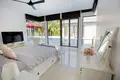 Villa de 4 dormitorios 220 m² Rawai, Tailandia
