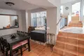 Villa de 4 dormitorios 141 m² Pizarra, Španjolska