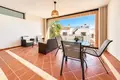 3 bedroom house 195 m² Dos Hermanas, Spain