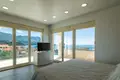 Villa de 4 dormitorios 400 m² Becici, Montenegro