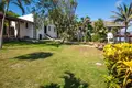 4 bedroom house 44 508 m² West Bay, Honduras