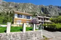 Villa de 6 chambres 200 m² Dobrota, Monténégro