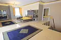 3 bedroom apartment 220 m² Mahmutlar, Turkey