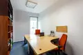 Propiedad comercial 194 m² en Varsovia, Polonia