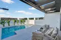 4-Zimmer-Villa 115 m² Torrevieja, Spanien